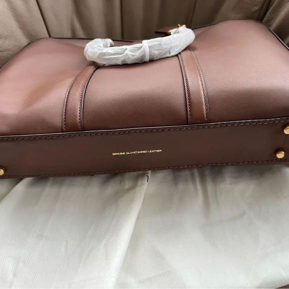 Coach Bag - Picture 4 of 5